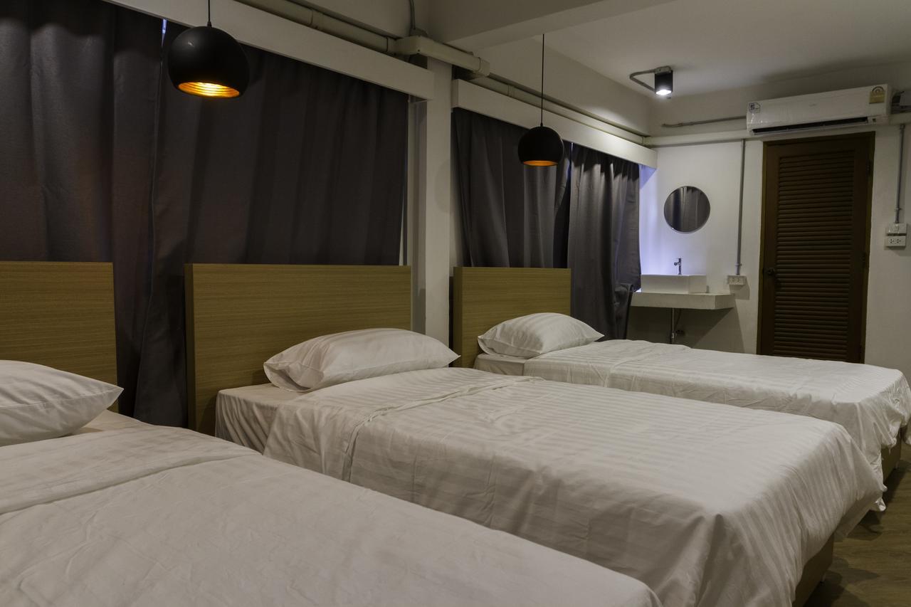 Siamhubbiz Hostel Bangkok Ngoại thất bức ảnh