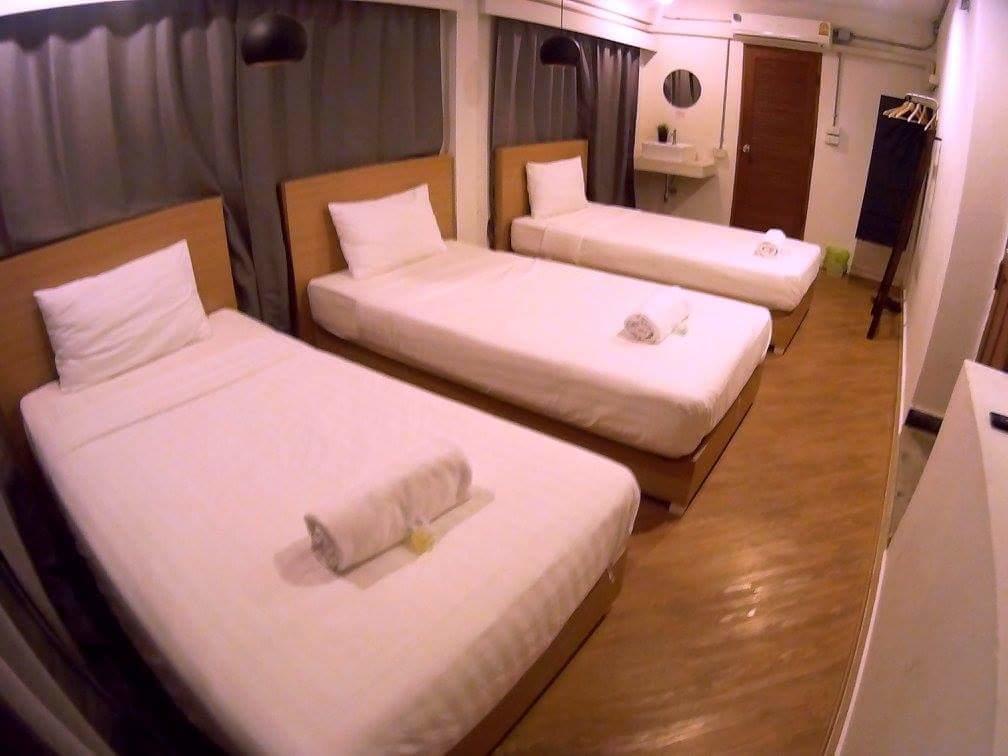 Siamhubbiz Hostel Bangkok Ngoại thất bức ảnh